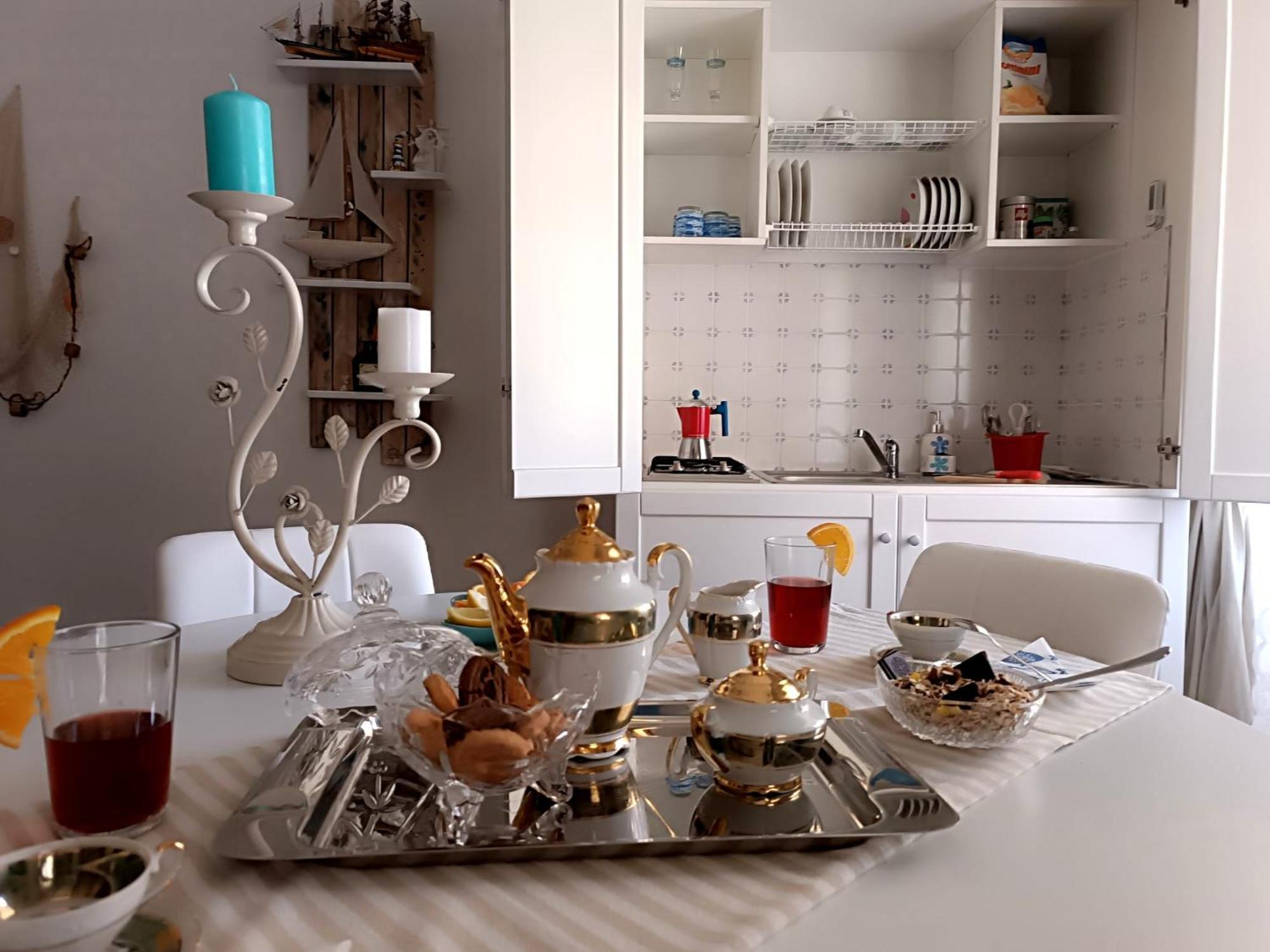 Casa Laura Bed & Breakfast แตร์ราชินา ภายนอก รูปภาพ